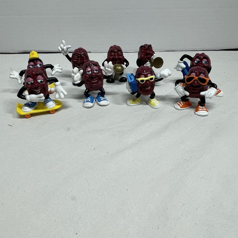 LOT (9) Vintage 1987-88 California Raisins CALRAB Hardee's PVC Plastic Figures